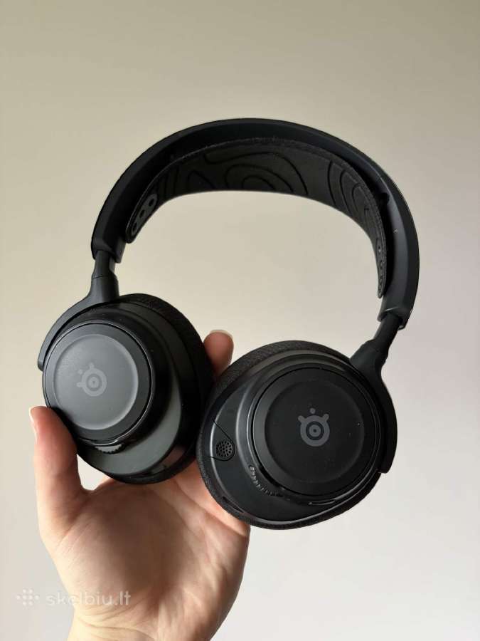 Steelseries Arctis Nova 7