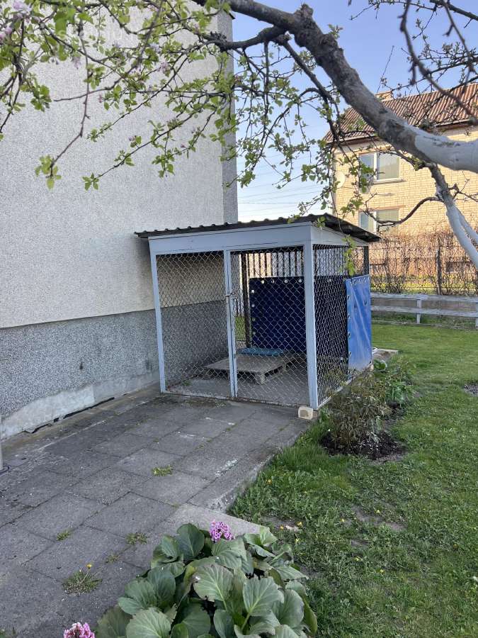 Parduodu šuns voljerą