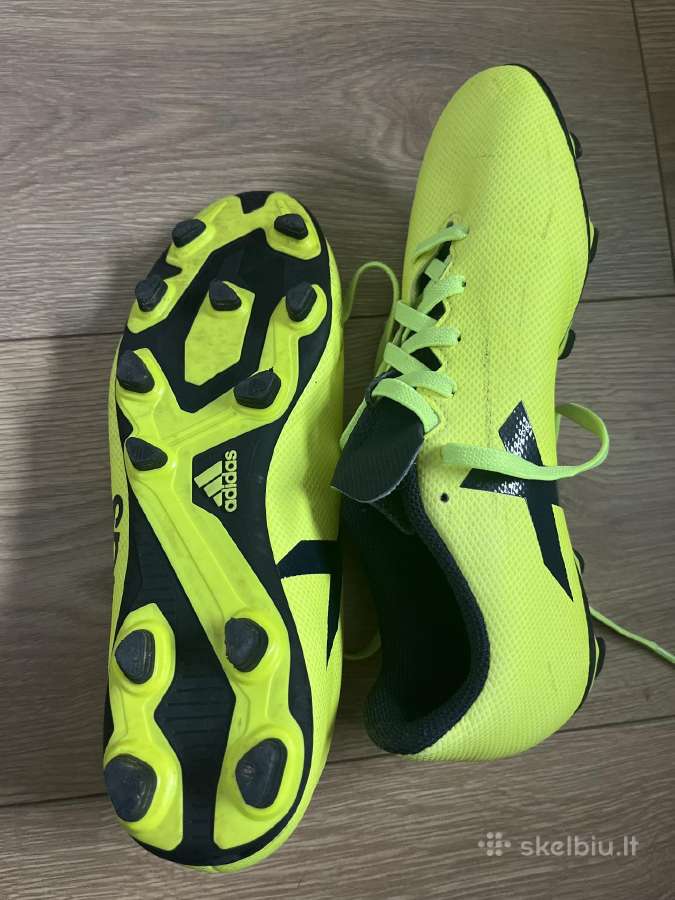 Futbolo batai - nuotraukos Nr. 4