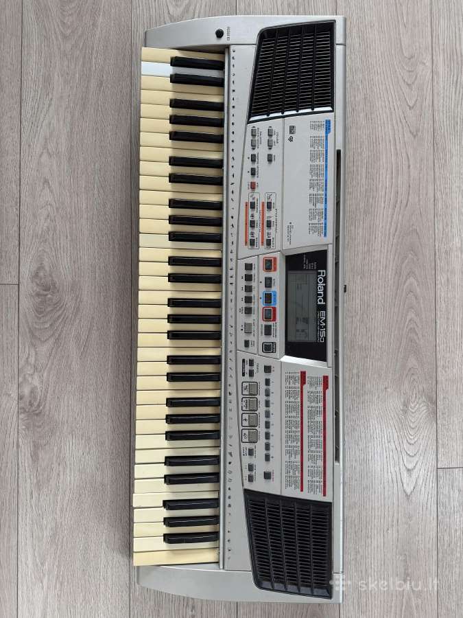 Naudotas Roland Em-15d sintezatorius