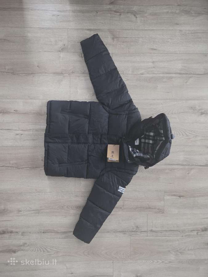 Nauja Burberry striukė
