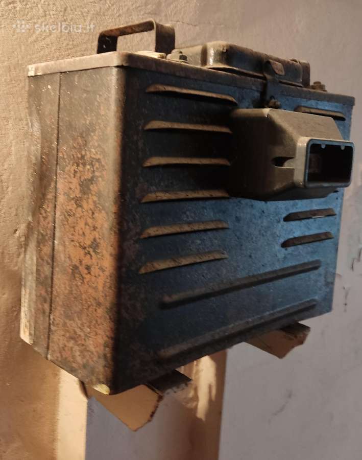 Transformatorius arba pr. valdymo blokas.5€. - nuotraukos Nr. 8