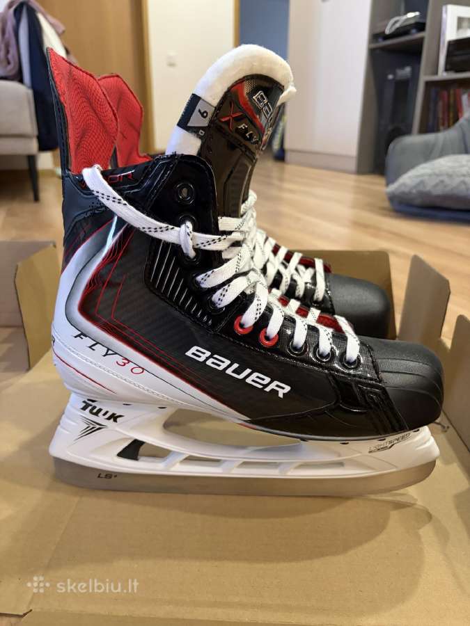 Pačiūžos Bauer Vapor Fly30