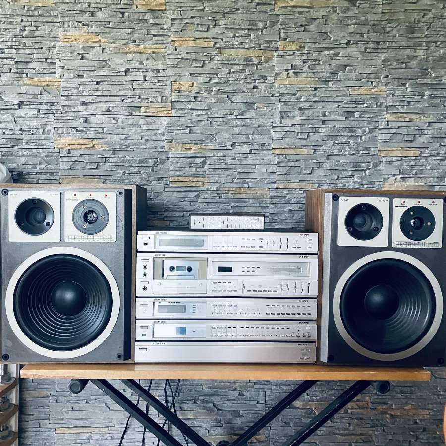 Vintažinis muzikinis centras Siemens-777