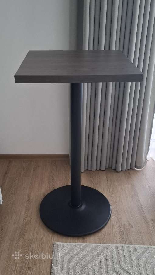 Baro stalas 60x60cm (aukštis 111cm)
