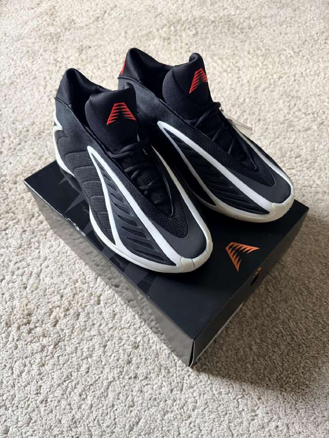 Nauji Adidas x Anthony Edwards 2 Juodi Basketball
