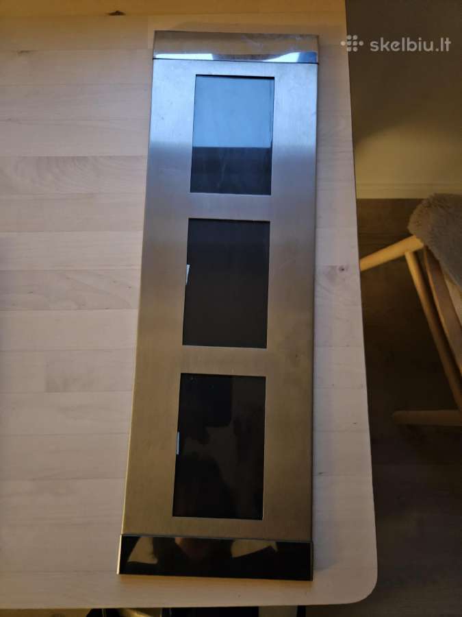 Remelis metalinis fotografijoms