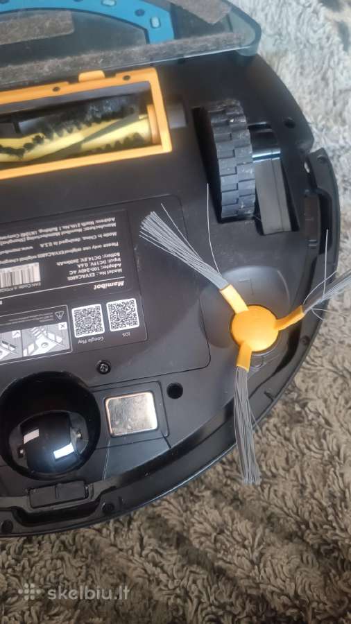Robotas siurblys Mamibot dalimis