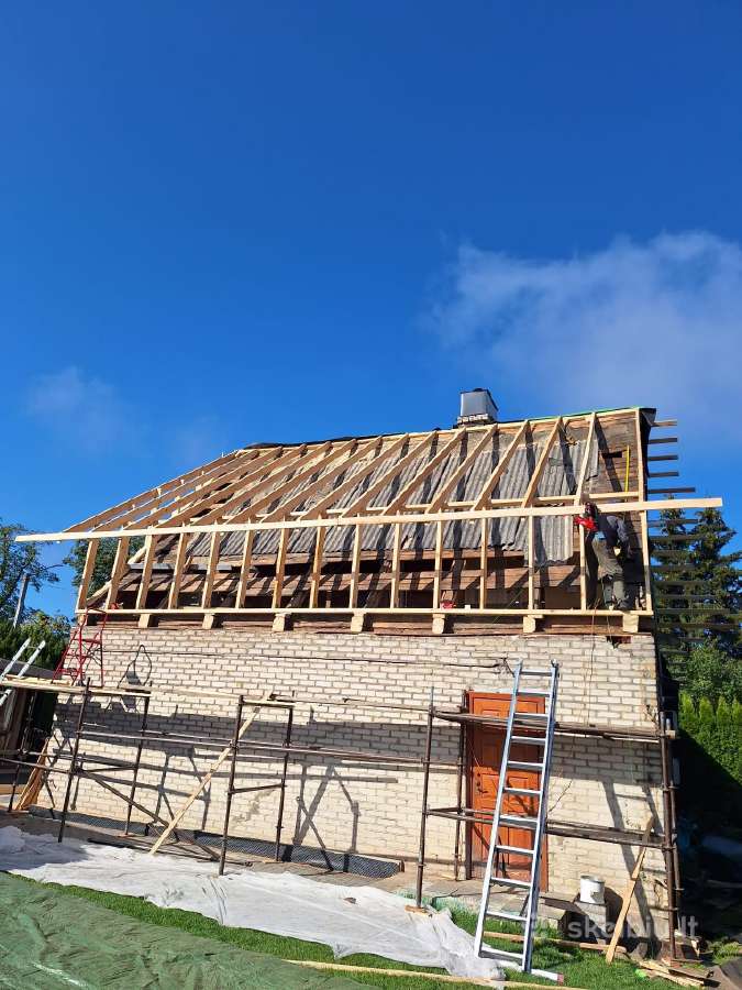 Stogų renovacija dengimas. Terasų irengimas.