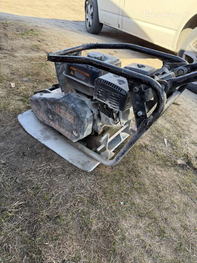 Parduodu vibroplokste su defektu
