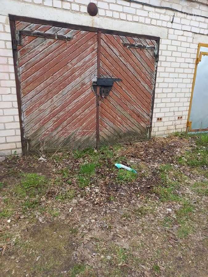 Parduodamas garažas Akmenėje