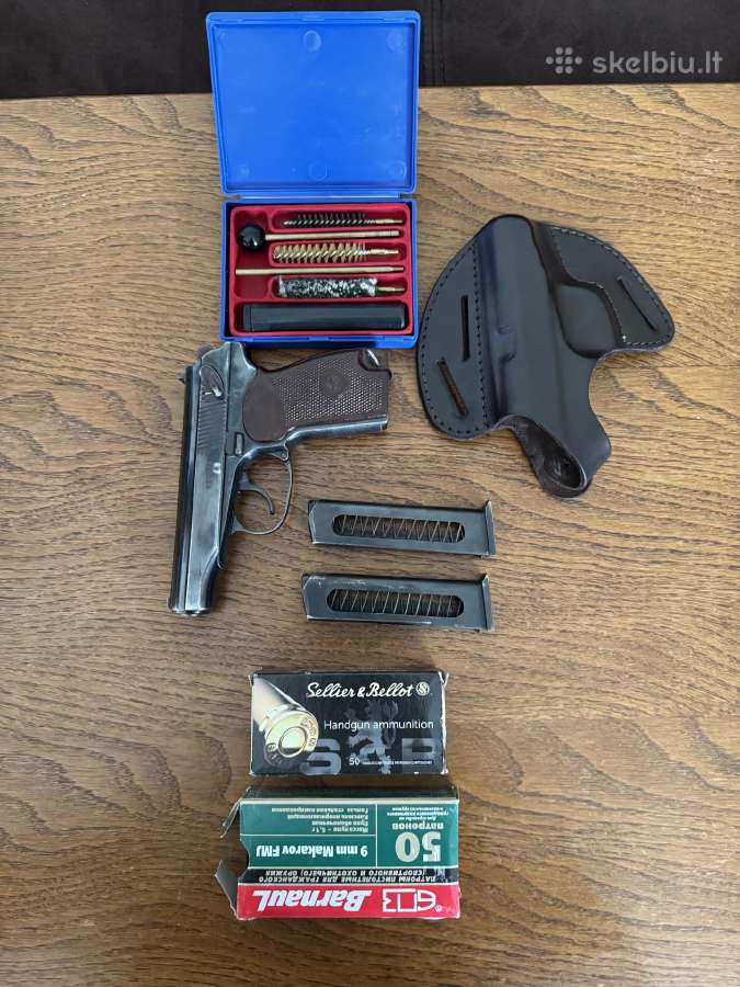 „makarov“ pistoletas.