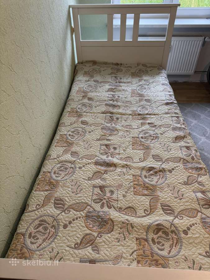 Lova Ikea viengulė