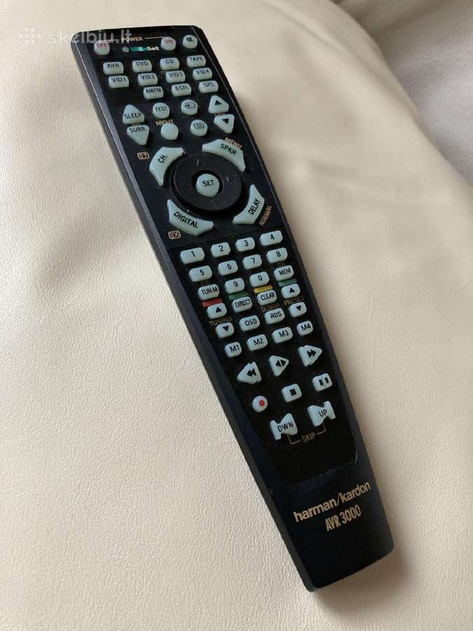 Harman Kardon Avr 3000 distancinis pultas