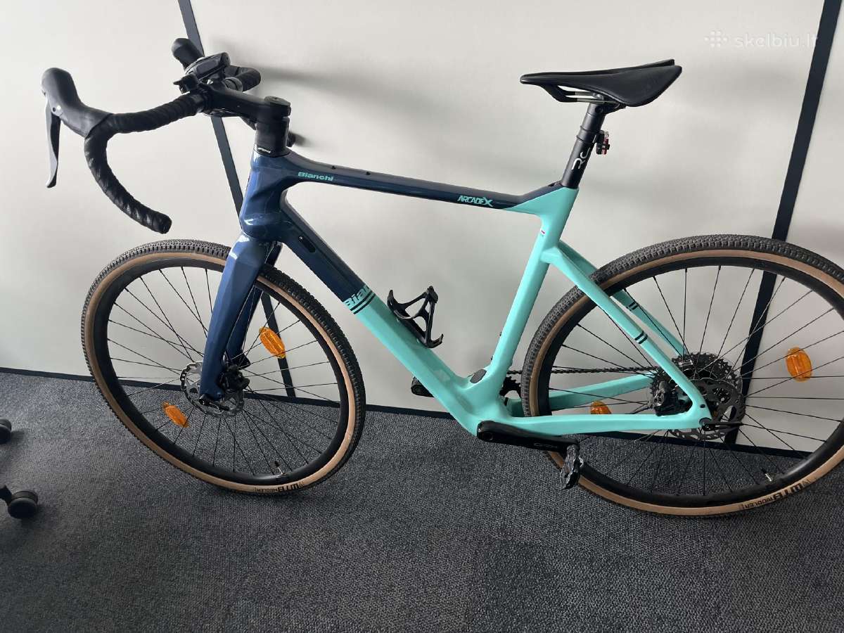 Bianchi Arcadex GRX 600 Disc – premium gravel