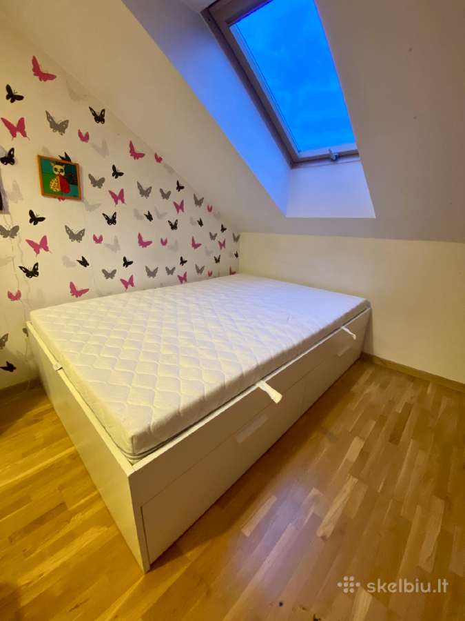 Parduodama Ikea dvigulė lova su stalčiais