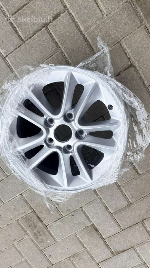 Hyundai i30 lietų ratlankiai R15