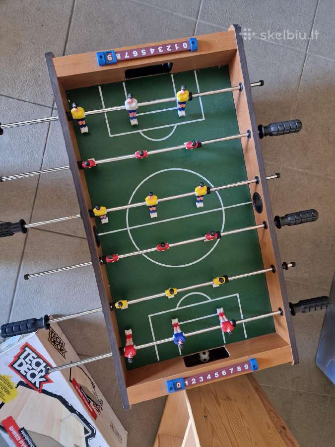 Parduodamas padėvėtas mini futbolo stalas