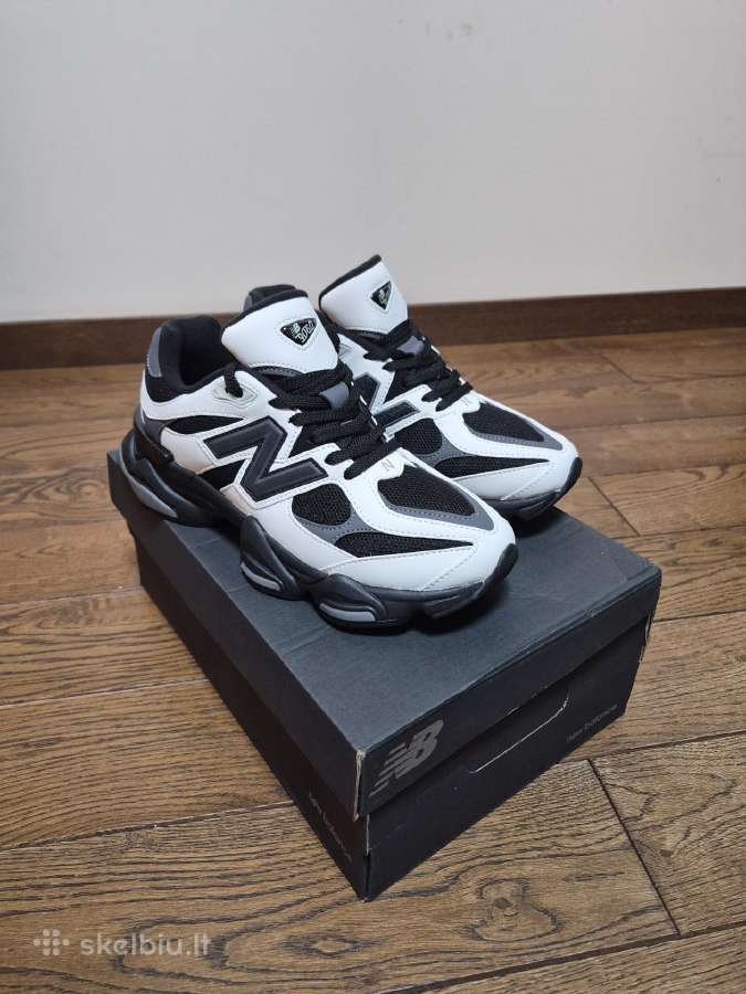 Parduodu naujus New Balance Black/white