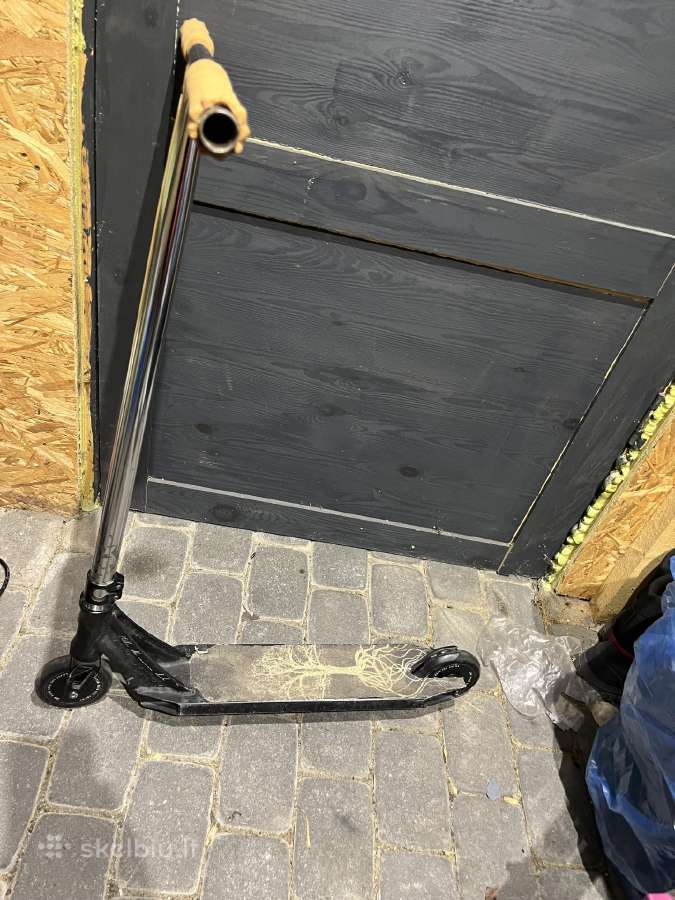Labai geros bukles triukinis paspirtukas