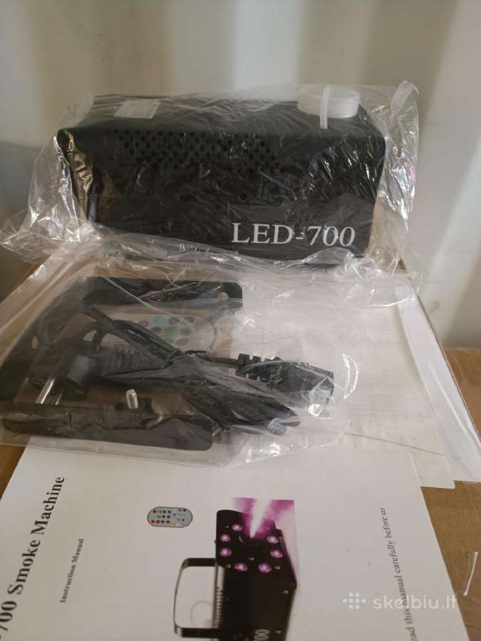 LED 700 dūmų mašina