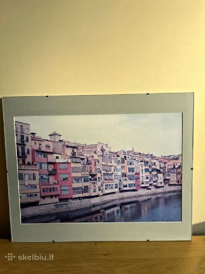 Įstiklinta fotografija 40*50cm