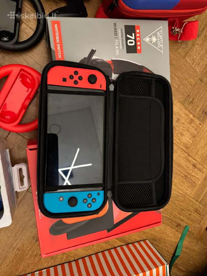 Nintendo Switch Oled komplektas + 4 pulteliai - nuotraukos Nr. 8