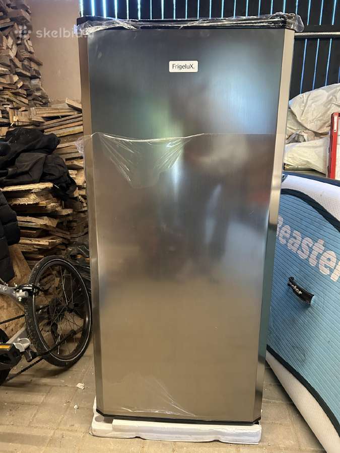 Visiškai naujas šaldytuvas Frigeluxrf190a++vcm