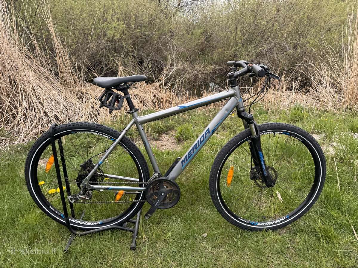 Merida crossway striker hibridinis dviratis