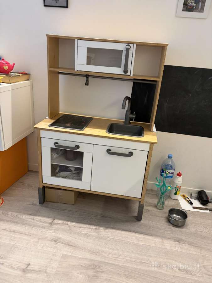 Žaisliniai baldai Ikea