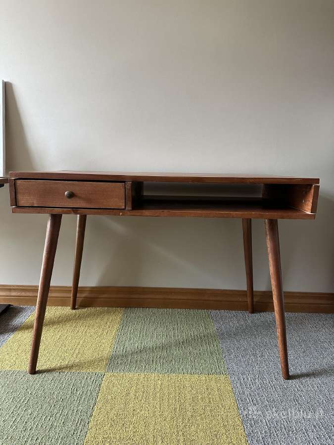 Kalune Design medinis rašomas stalas