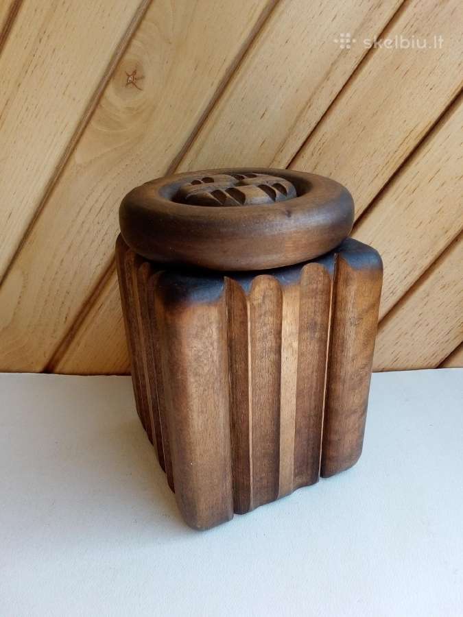 Medinė dėžutė, деревянная шкатулка