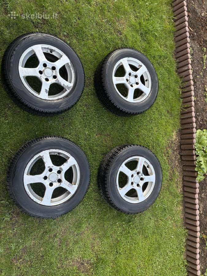 Parduodamos Toyo m+s ratų komplektas (R15)
