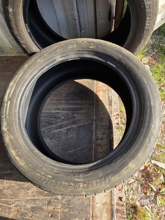 275/45r20 110y ir 305/40r20 112y - nuotraukos Nr. 3
