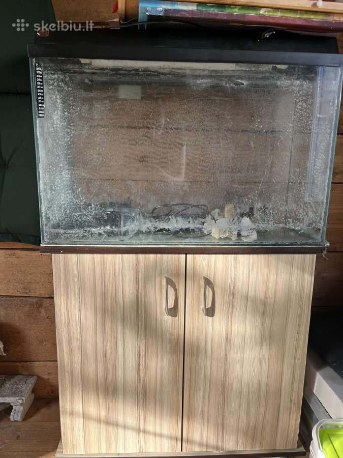 120l akvariumas ir spintelė