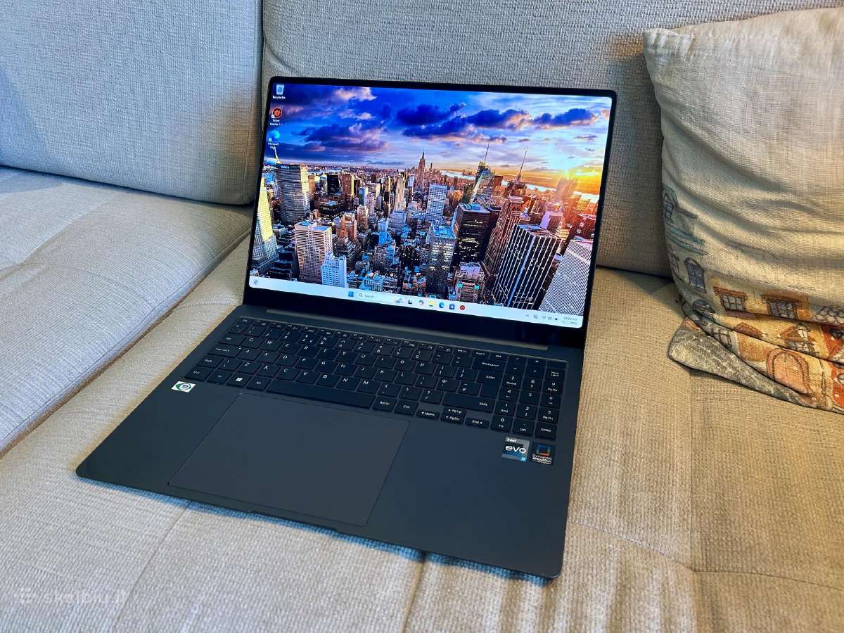 Samsung Galaxy Book 3 Pro, 16" Amoled, i7-1360p - nuotraukos Nr. 3