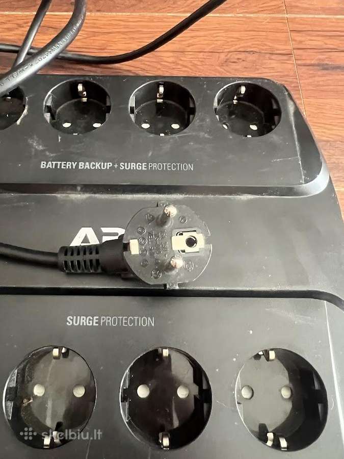 Apc Back-ups Es 550 Ups, 8 lizdai, Be550g-gr - nuotraukos Nr. 2