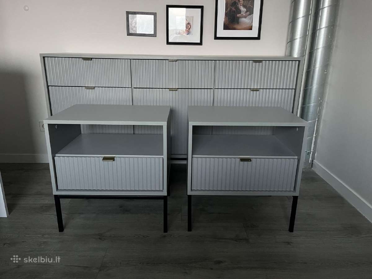 Komoda ir du naktiniai staliukai