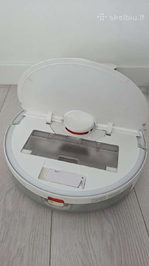 Robotas siurblys Roborock S5 Max (su defektu)