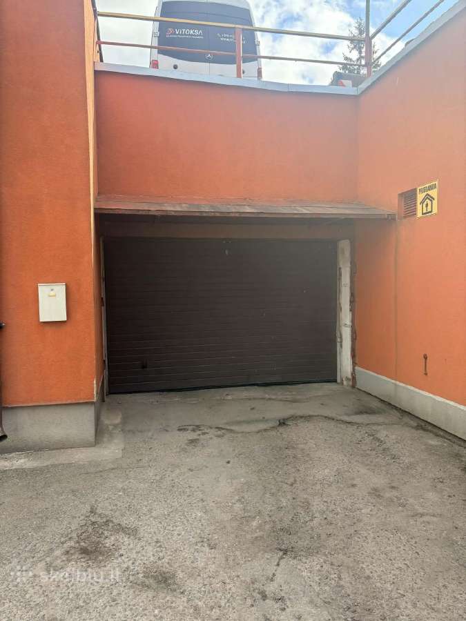 Garažas