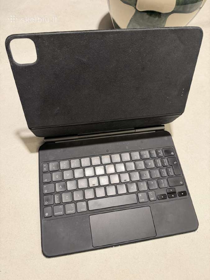 iPad Pro Magic Keyboard