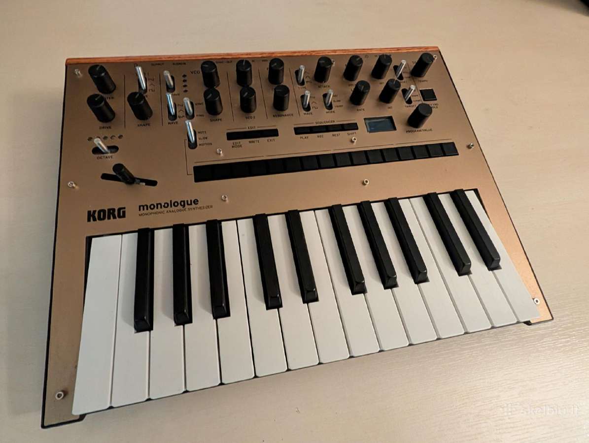 Studijos atnaujinimas: Korg Monologue Gold, Touche