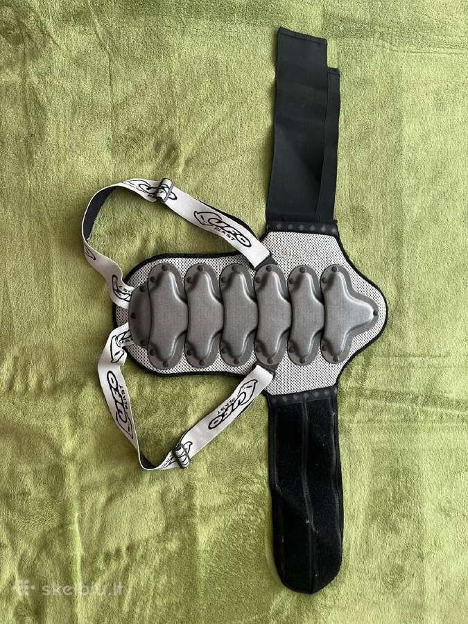 Moto šarvai/nugaros apsauga