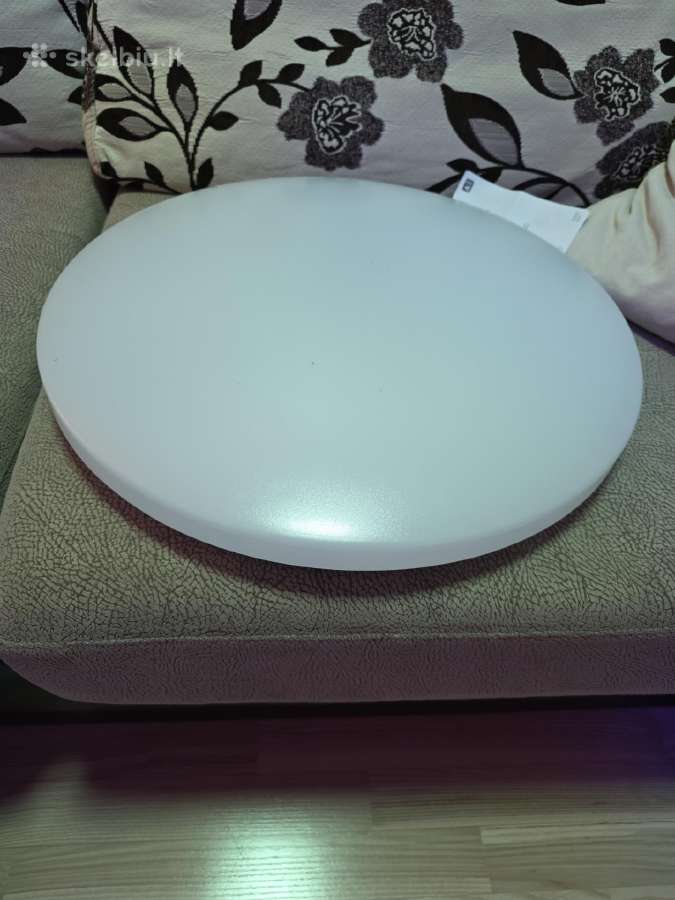 2 LED sviestuvai