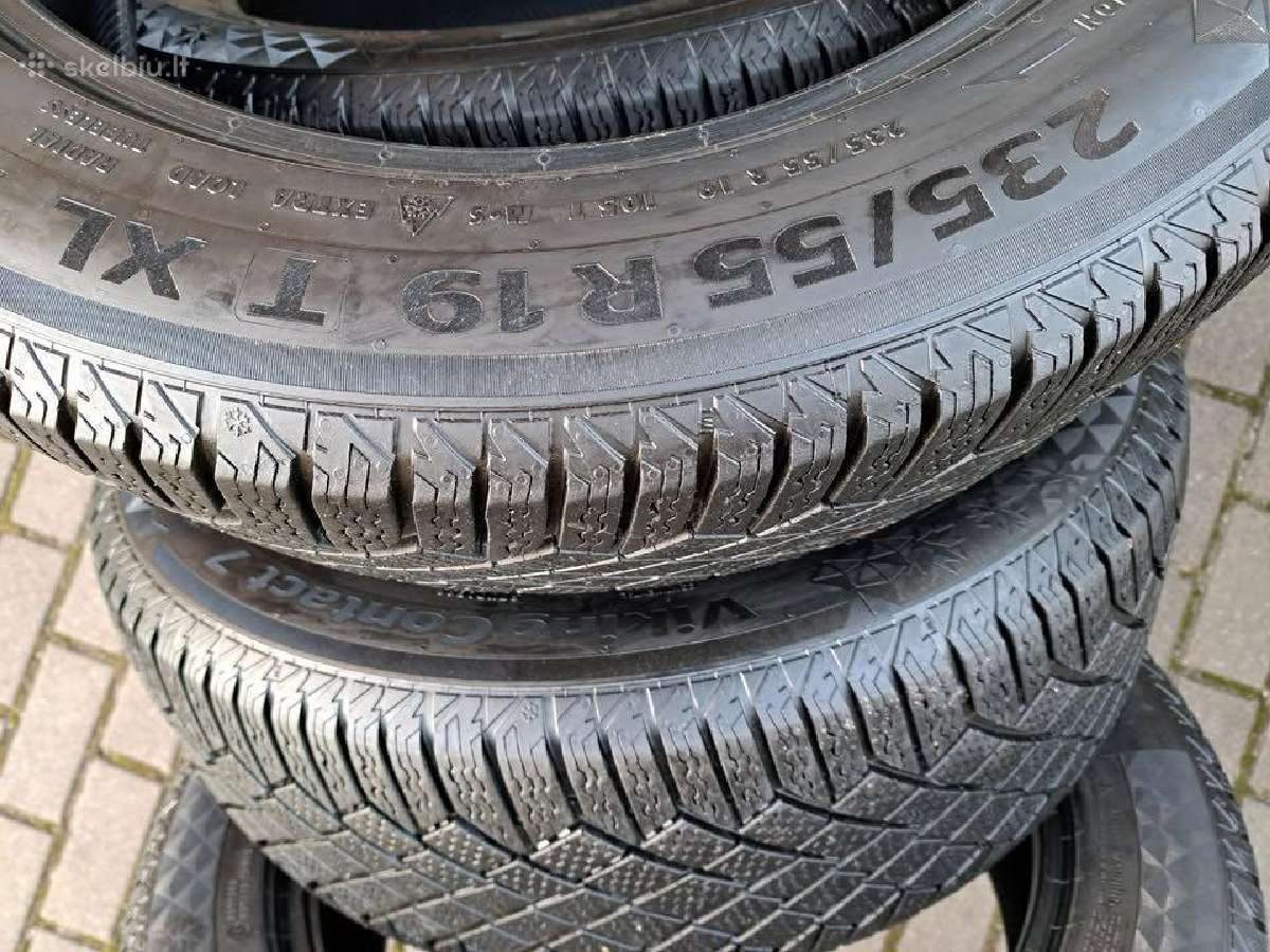Padangos 235 /55 R -19.