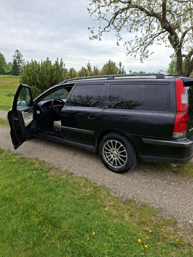 Volvo V-70 - nuotraukos Nr. 2