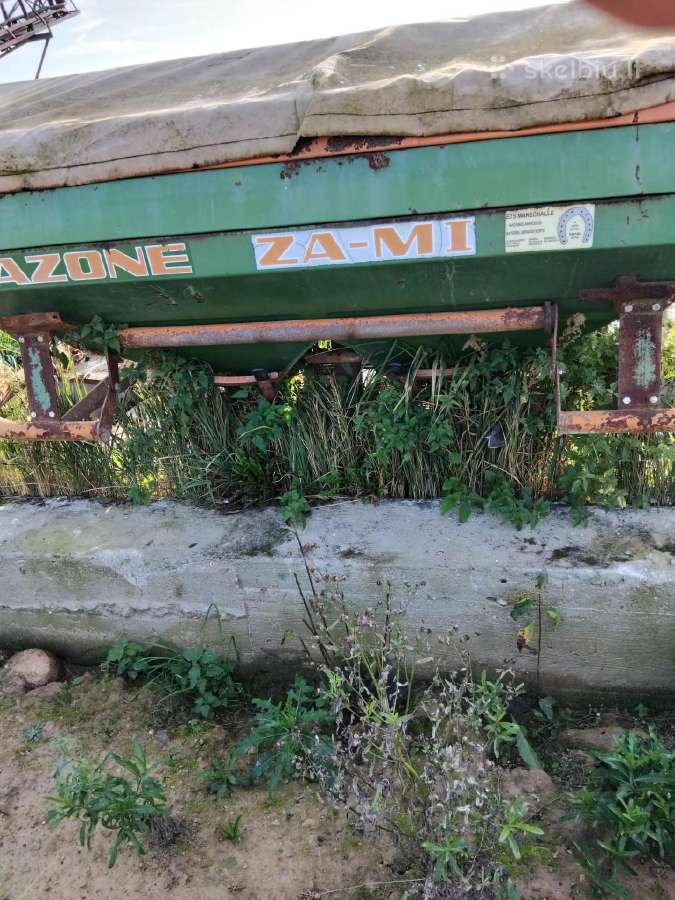 Parduodu trąšų barstytuvą
