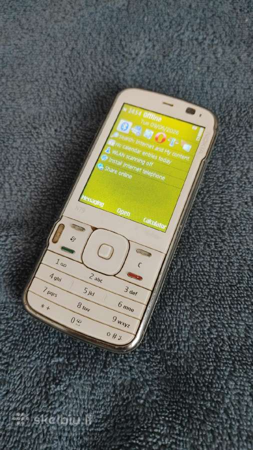 Nokia n79