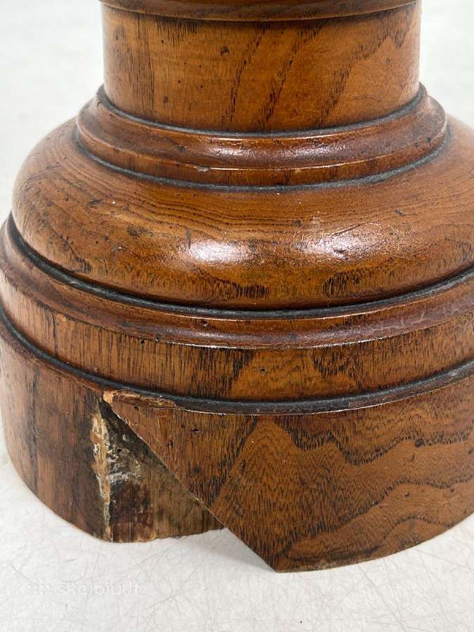 Riešutmedžio drožinėta kolona - nuotraukos Nr. 12