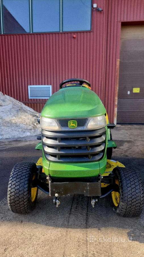 John deere x320